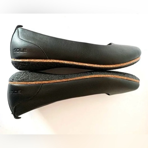 Sole By District Recork Slip On Grace Flats Black Leather Carbon Negative US 8W - Picture 5 of 11